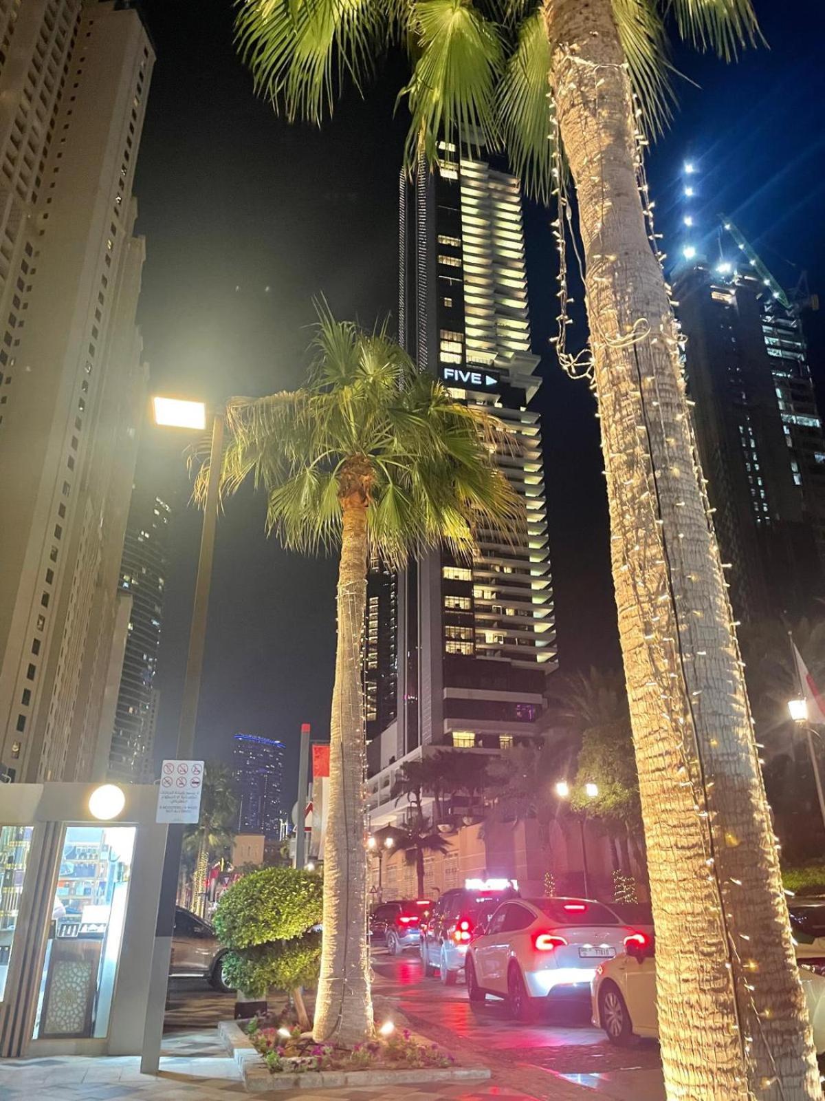 Hotel Four Stars Dubai Marina Jbr Zewnętrze zdjęcie